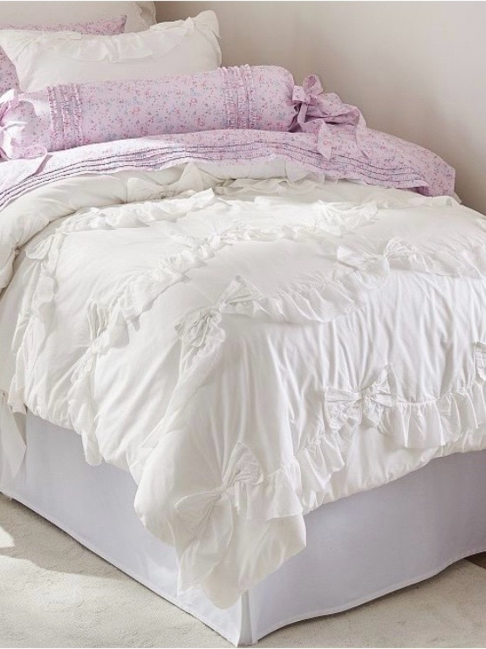 Pottery Barn Teen LoveShackFancy White Ruffle Bow Quilt Twin Dorm Cute!